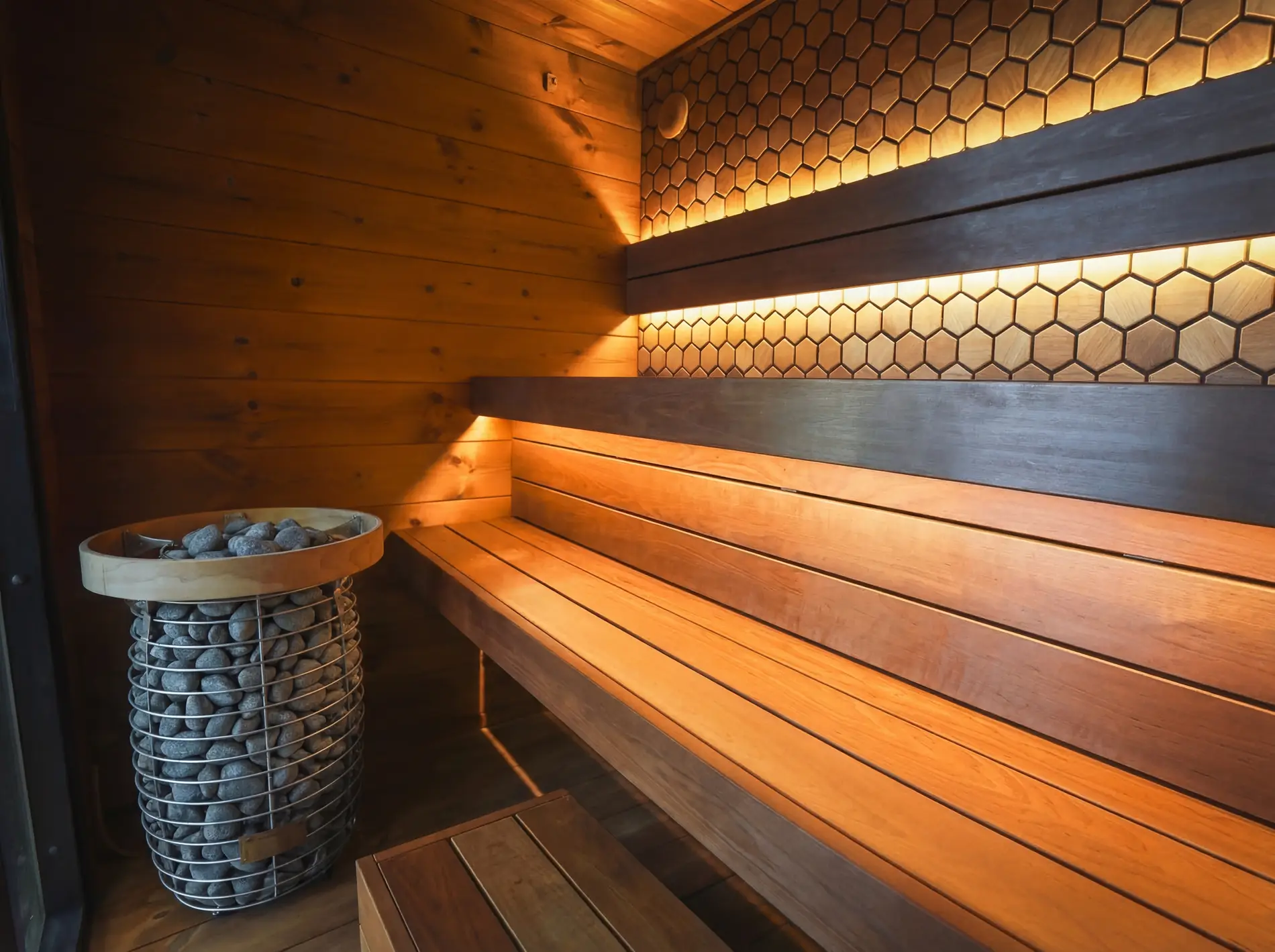 Intérieur d'un sauna Ørigin en bois ThermoWood®